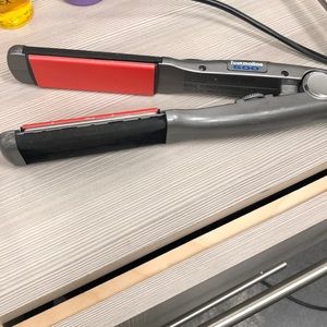 Babyliss pro flat iron 1 1/2 inch